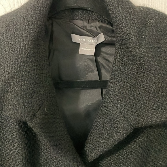 Ann Taylor 100% Wool Like New Black Blazer Jacket 3/4 Bishop Sleeves Size 12 - Picture 3 of 10